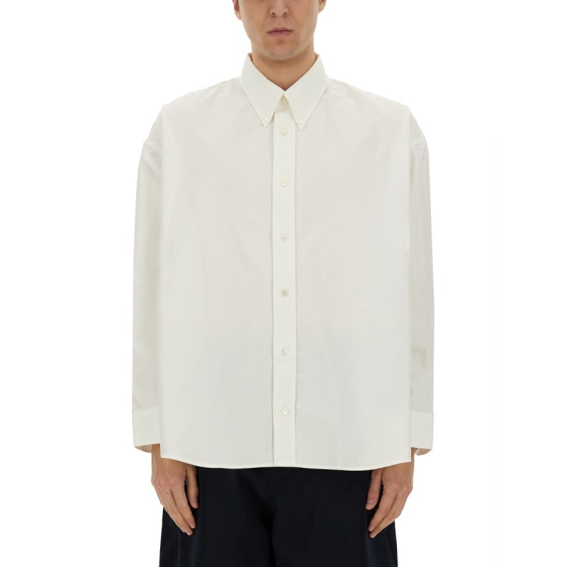 BUTTON DOWN SHIRT