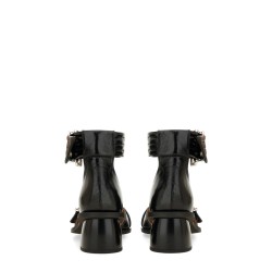 BUCKLE PUMP