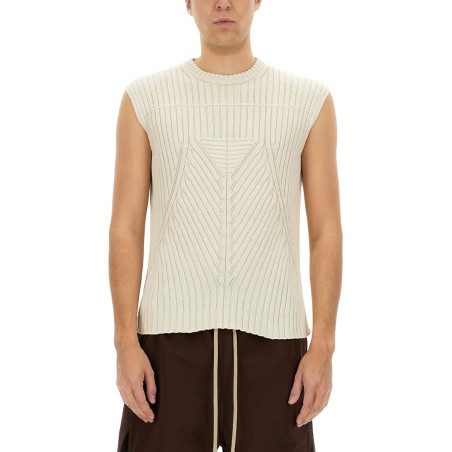 KNITTED VEST