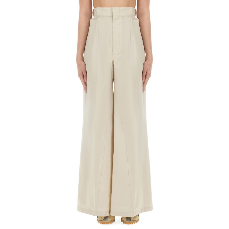PANTS WITH PLEATS