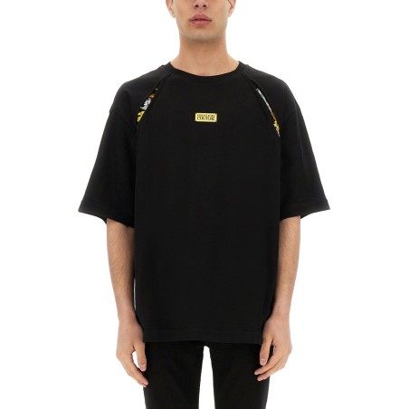 T-SHIRT WITH BAROQUE OUTLINE INSERTS