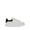 OVERSIZED SNEAKER