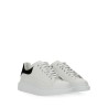 OVERSIZED SNEAKER
