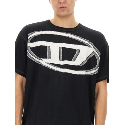 T-SHIRT WITH MAXI OVAL D