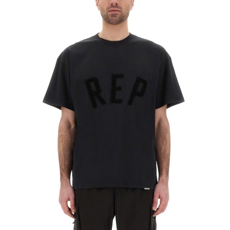 T-SHIRT WITH "REP" APPLICATION