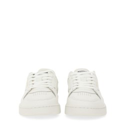 SNEAKER "SAYS IT"