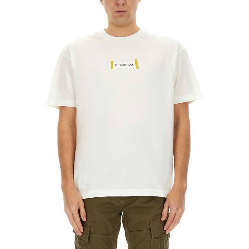 T-SHIRT WITH LOGO