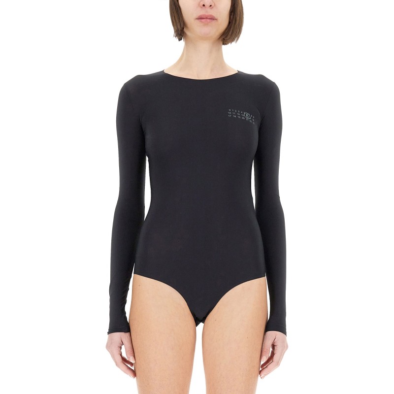BODY SLIM FIT