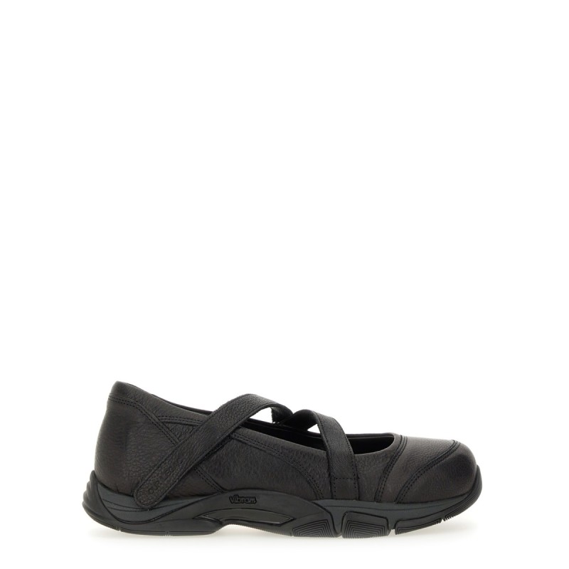 "SWEETHEART DRESS" SNEAKER
