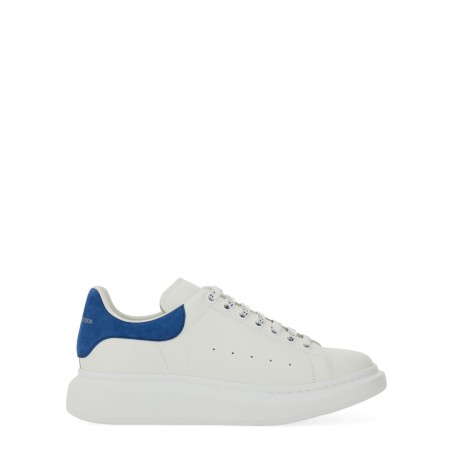 OVERSIZED SNEAKER