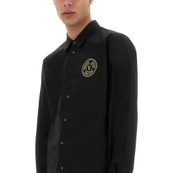 SHIRT WITH V-EMBLEM