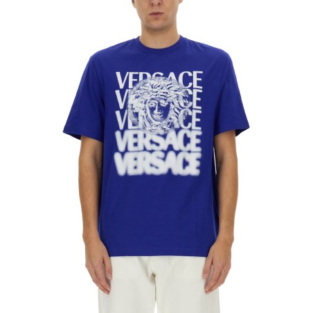 T-SHIRT WITH LOGO