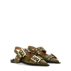 BALLERINA WITH BUCKLE