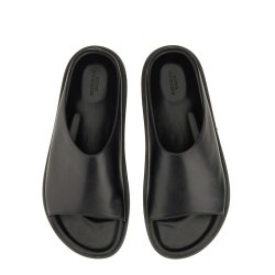 LEATHER SANDAL