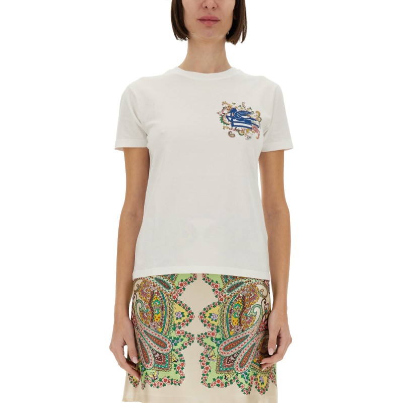 T-SHIRT WITH LOGO