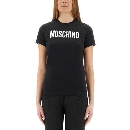 T-SHIRT WITH LOGO