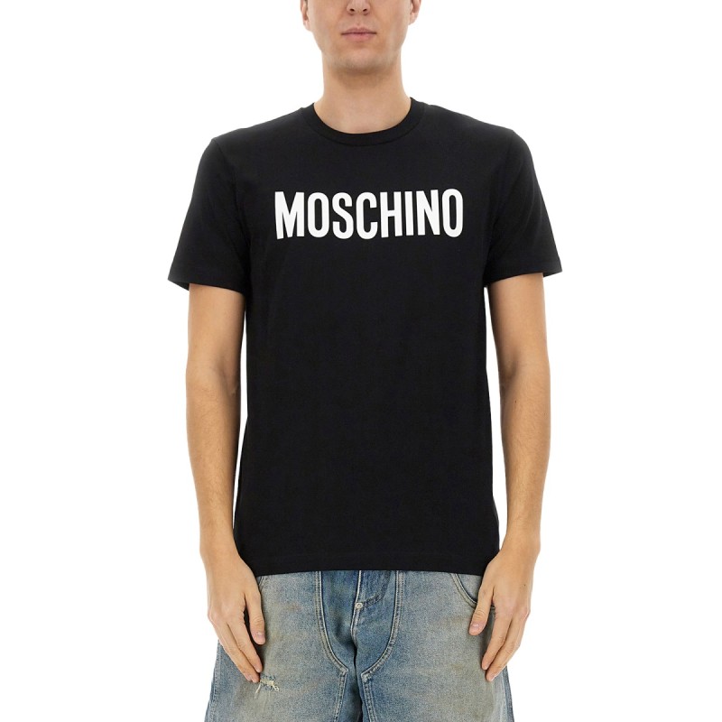 T-SHIRT WITH LOGO