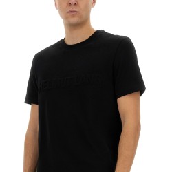 EMBOSSED LOGO T-SHIRT