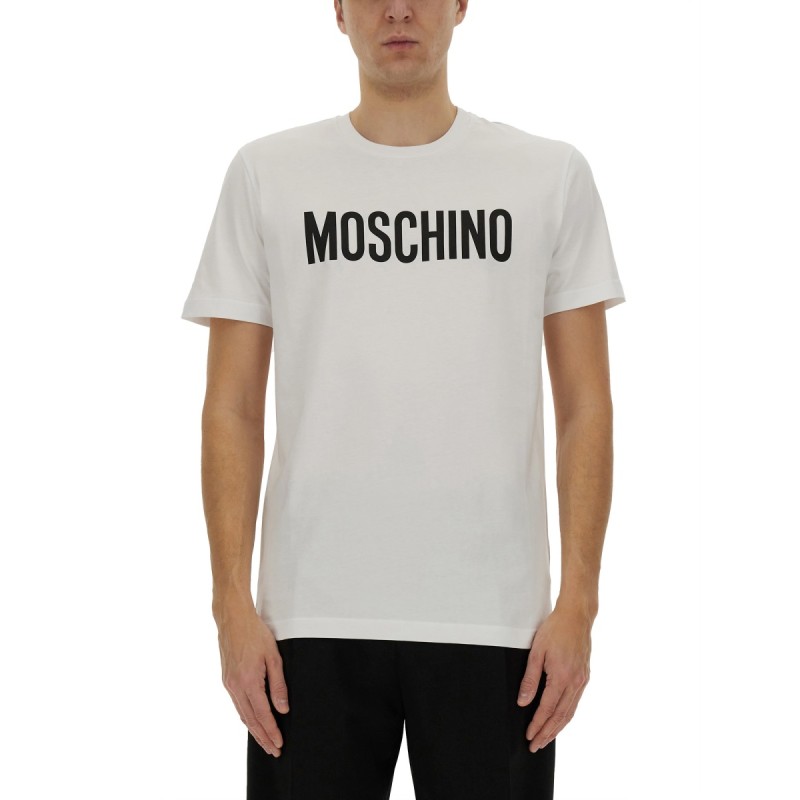 T-SHIRT WITH LOGO