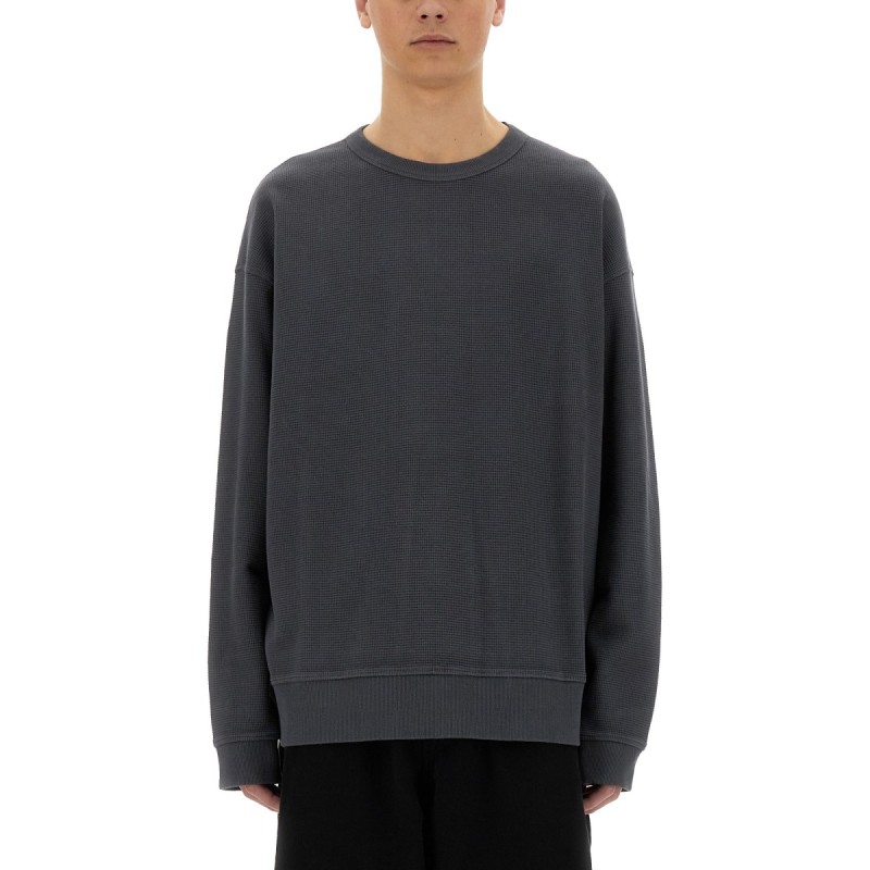"VERSATILE" SWEATSHIRT