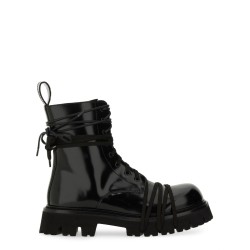 LACE-UP BOOT