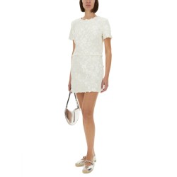 TOP WITH FLORAL APPLIQUÉS