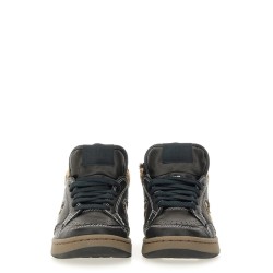 "WEAPON OX" SNEAKER