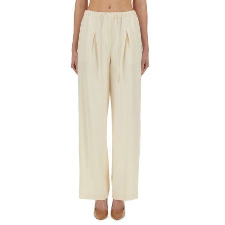 PANTS WITH PLEAT