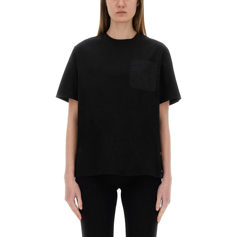T-SHIRT WITH SIDE BUTTONS