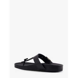 Leather thong sandals