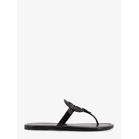 Leather thong sandals