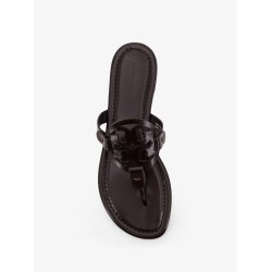 Leather thong sandals