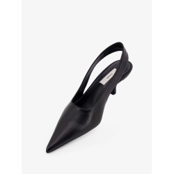 Leather decolleté slingback
