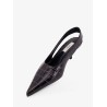 Leather decolleté slingback with croco effect