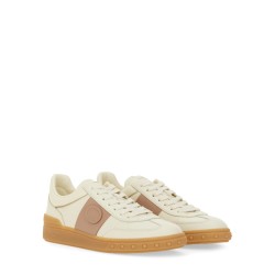 "UPVILLAGE" SNEAKER