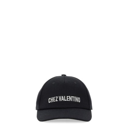 BASEBALL CAP WITH EMBROIDERY