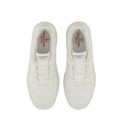 "FREEDOTS" SNEAKER