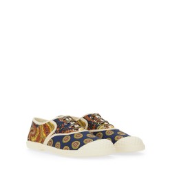 CANVAS SNEAKER