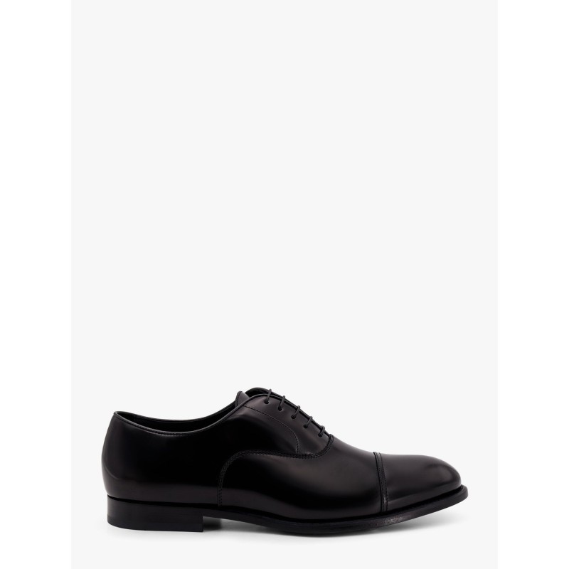 Lace-up leather shoes