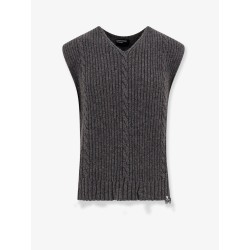 Cachemere vest with destroyed effect