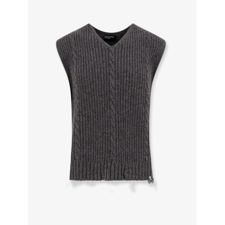 Cachemere vest with destroyed effect