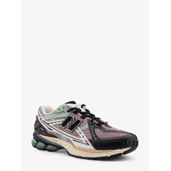 1906U low-top mesh sneakers