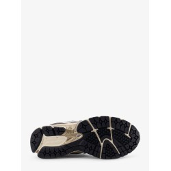 1906U mesh low-top sneakers