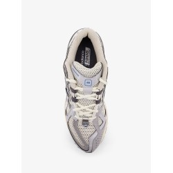 1906U mesh low-top sneakers