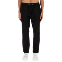 PANTALONE JOGGING CON PLACCA