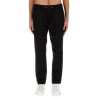 PANTALONE JOGGING CON PLACCA