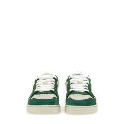 SNEAKER "SAYS IT"