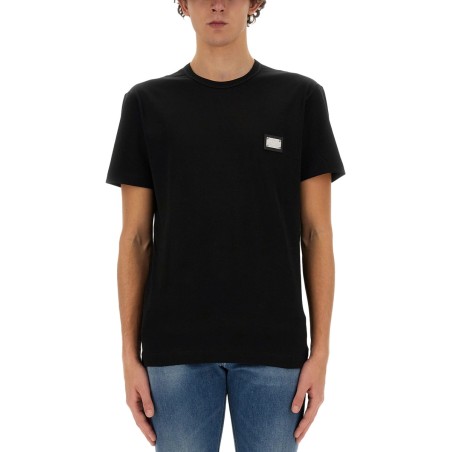 T-SHIRT CON PLACCA LOGATA