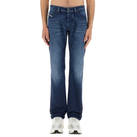 "1985 LARKEE" JEANS