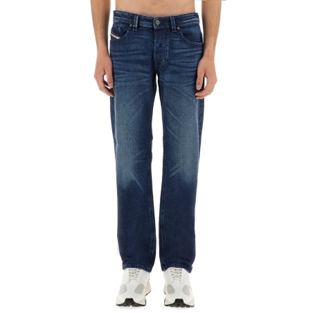 "1985 LARKEE" JEANS